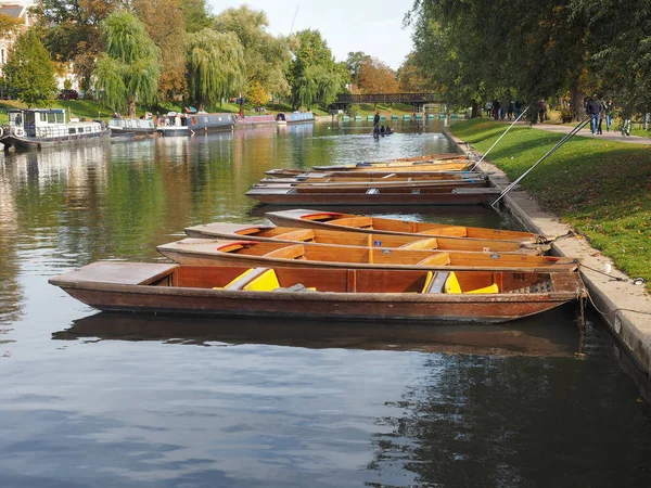 Cambridge Storbritannien Circa Oktober 2018 Punting Floden Cam — Stockfoto