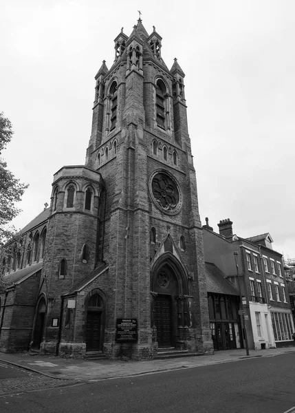 2018年10月 伊曼纽尔教会 唐宁街联合改革教会 Urc 在黑白 — 图库照片
