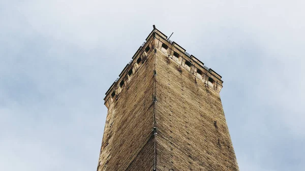 Torre Garisenda Torre Degli Asinelli Нахиляються Вежі Честь Торрі Означає — стокове фото