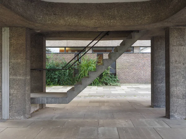 Cambridge Circa October 2018 Modern Concrete Stairs Raised Faculty Building — Stock Photo, Image