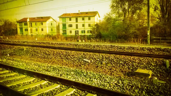 Doğada Retro Vintage Tren Toplu Taşıma Için Demiryolu Demiryolu Parça — Stok fotoğraf