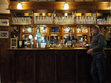Cambridge, İngiltere - Ekim 2018 yaklaşık: The Eagle Pub nerede Dna bulma Cavendish Laboratuvarı bilim adamları tarafından 1953 yılında ilan edildi