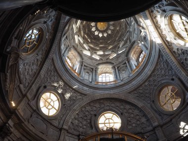 Torino, İtalya - Ekim 2018 yaklaşık: Cupola Capella della Sindone kutsal Shroud Turin katedral kilise kubbe anlamı