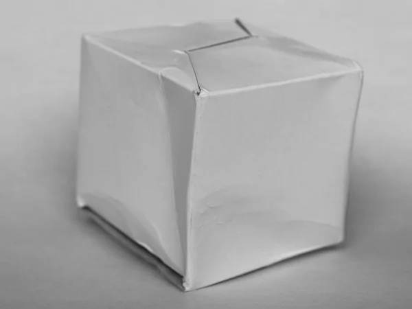 Tekturowe Pudełko Małą Paczkę Kolorze Czarno Białym — Zdjęcie stockowe