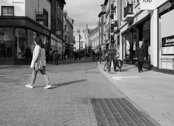 Cambridge Oktober 2018 Menschen Der Innenstadt Schwarz Weiß — Stockfoto