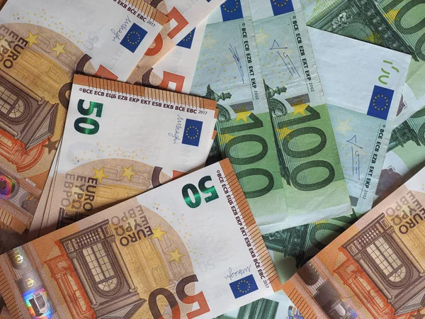 Τραπεζογραμμάτια Ευρώ Και 100 Ευρώ Ευρώ Νόμισμα Της Ευρωπαϊκής Ένωσης — Φωτογραφία Αρχείου