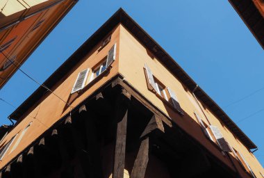 Bologna, İtalya için eski şehir merkezinin görünümü