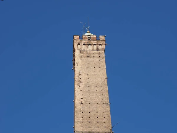 トーレ デグリ アシナリ Torre Degli Asinelli イタリア ボローニャのデュートリ塔の一部 — ストック写真