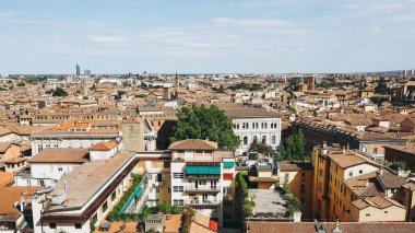 Bolonya şehrinin havadan görünüşü, İtalya