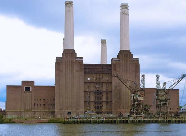 イギリス ロンドンのバタシー発電所 — ストック写真