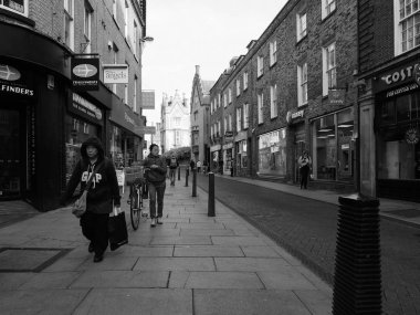 Cambridge, İngiltere - Ekim 2018 yaklaşık: Green Street siyah beyaz