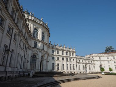 Palazzina di caccia di Stupinigi (Stupinigi 'nin Avlanma Evi) İtalya' nın Nichelino şehrinde kraliyet av kulübesi
