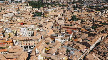 Bolonya şehrinin havadan görünüşü, İtalya