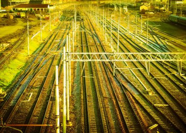 Tren veya demiryolu tren ulaşım vintage retro için takip