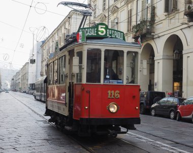 Torino, İtalya - yaklaşık Aralık 2018: (1911 yılında inşa edilmiş) Vintage 116 tramvay arabası Festivali