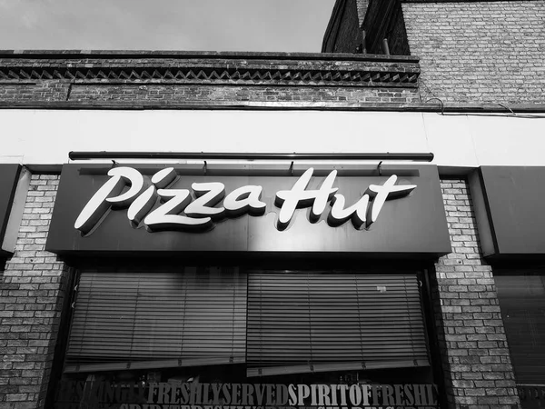 Cambridge Velká Británie Cca Října 2018 Pizza Hut Průčelí Černé — Stock fotografie