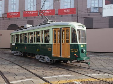 Torino, İtalya - yaklaşık Aralık 2018: Vintage 447 tramvay Torino Tramvay Festivali