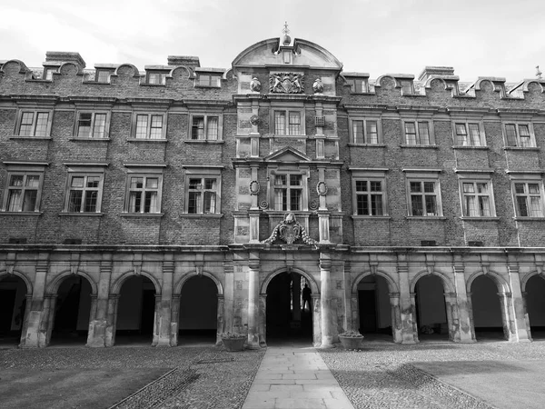 黒と白の ジョンの大学 ケンブリッジ イギリス 2018年 月年頃 裁判所 — ストック写真