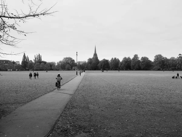 Cambridge Egyesült Királyság Október 2018 Parker Darab Közpark Fekete Fehér — Stock Fotó