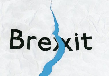 Word ile yırtık kağıt büyüyen temsil eden Brexit makale Brexit durdurmak ve AB'de, Ecj karar sonra kalmak için 50 iptal etmek için istek ve başarısızlık ilgilenmeyecektir