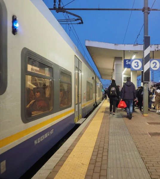 Settimo Torinese Italië Circa December 2018 Settimo Treinstation Nachts — Stockfoto