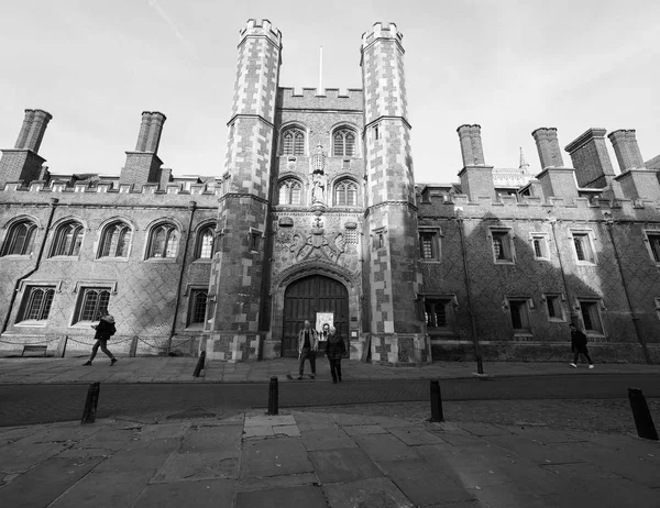 黒と白でケンブリッジ イギリス 2018年 月年頃 セント ジョンズ大学 — ストック写真