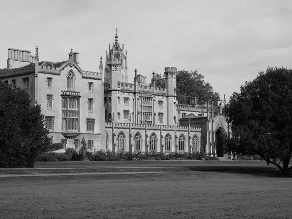 黒と白でケンブリッジ イギリス 2018年 月年頃 セント ジョンズ大学 — ストック写真