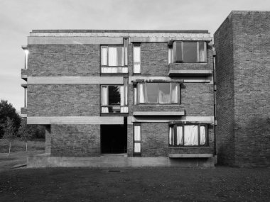 Cambridge, İngiltere - Ekim 2018 yaklaşık: Churchill üniversite siyah beyaz