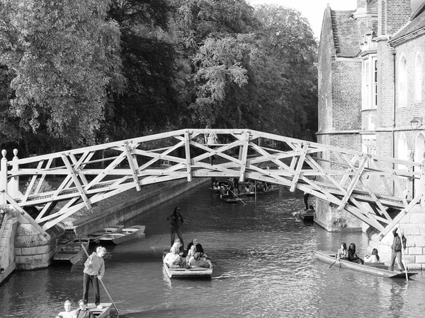 Cambridge Około Października 2018 Matematyczny Mostu Nad Rzeką Cam Queens — Zdjęcie stockowe