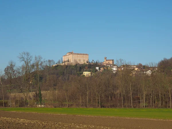 Замок Кастелло Пралормо Пралормо Италия — стоковое фото