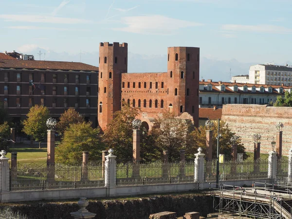 Porta Palatina Palatinkörsporten Ruiner Turin Italien — Stockfoto