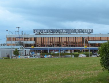 Berlin, Almanya - 12 Nisan 2014: schoenefeld Uluslararası Havaalanı ikinci büyük berlin airport tegel, uçuş sonra bulunur.