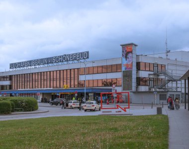 Berlin, Almanya - 12 Nisan 2014: schoenefeld Uluslararası Havaalanı ikinci büyük berlin airport tegel, uçuş sonra bulunur.