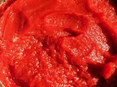 kırmızı domates çift konsantre ketçap sosu macunu