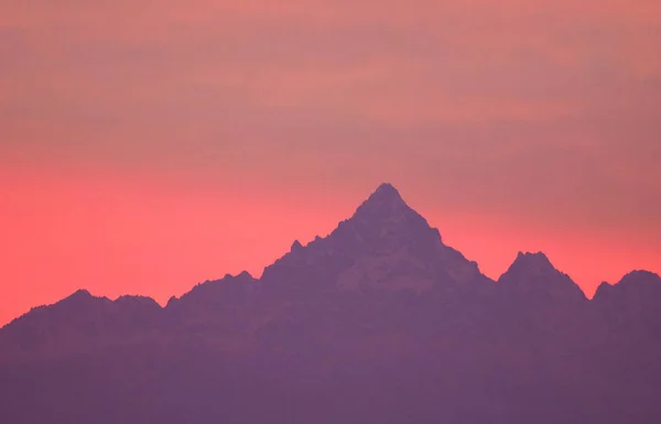 Monviso Bergen Bij Zonsondergang Hoogste Berg Van Cottische Alpen Piemonte — Stockfoto