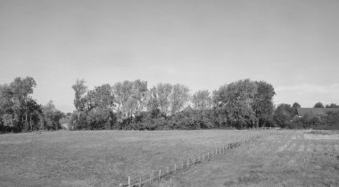 Cambridge, İngiltere'de yakınındaki kırsal siyah beyaz görünümü