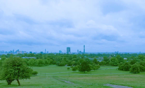 London Skyline Sett Från Primrose Hill Park — Stockfoto