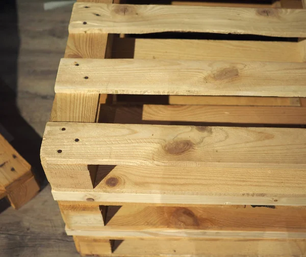 木製パレット 別名スキッド 平面輸送構造 — ストック写真