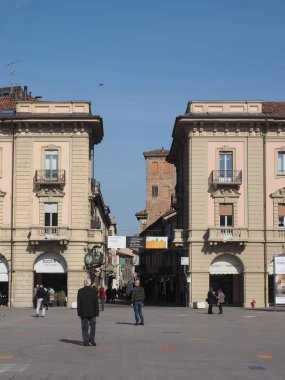 Alba, İtalya - Şubat 2019 yaklaşık: Piazza Michele Ferrero (daha önce Piazza Savona da bilinir) kare