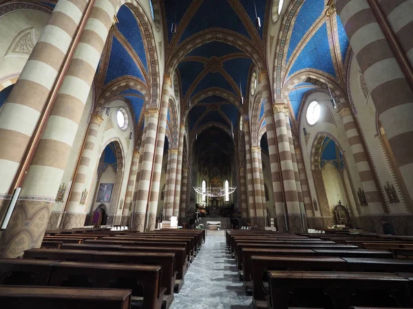 Alba, İtalya - Şubat 2019 yaklaşık: Duomo di San Lorenzo (St Lawrence Katedrali)
