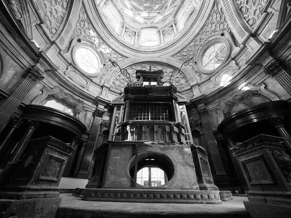 Cappella della Sindone à Turin en noir et blanc — Photo