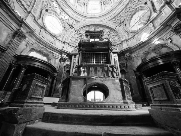 Cappella della Sindone i Turin i svart och vitt — Stockfoto