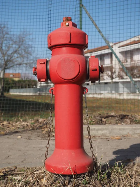 Röd brandpost — Stockfoto