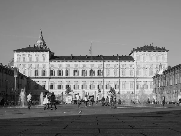 Pałac Królewski w Turynie w czerni i bieli — Zdjęcie stockowe