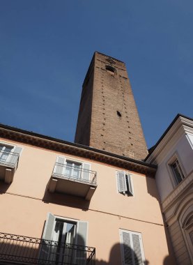 Alba, İtalya için antik Ortaçağ Kulesi