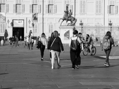 Piazza Castello Torino'da Meydanı'nda siyah ve beyaz