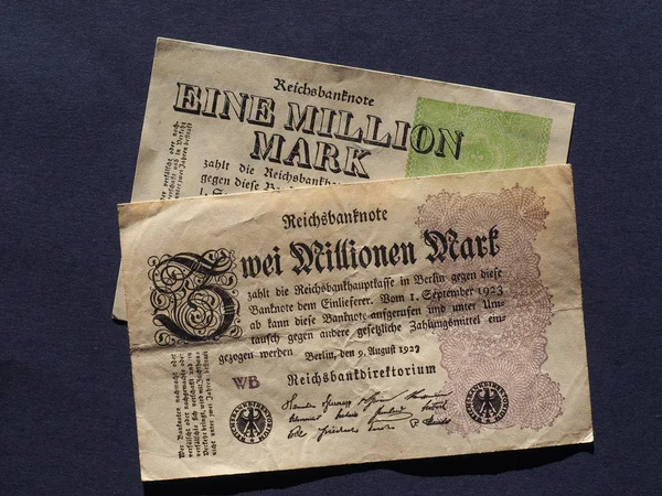 Eine und Zwei Million Mark (One and Two Million Mark) notes — Stock Photo, Image
