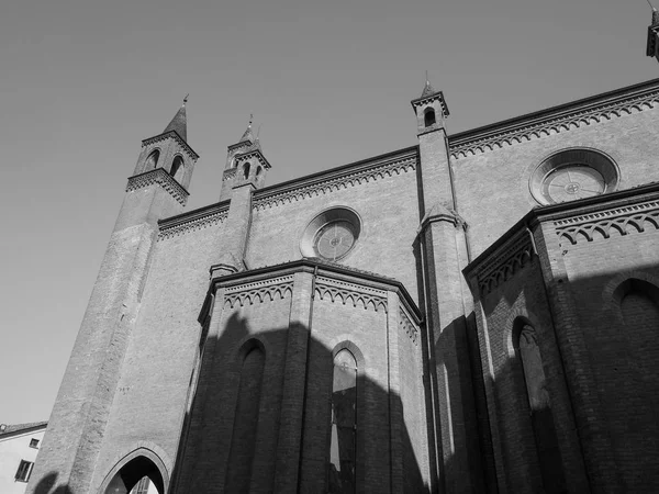 Catedrala San Lorenzo din Alba în alb-negru — Fotografie, imagine de stoc