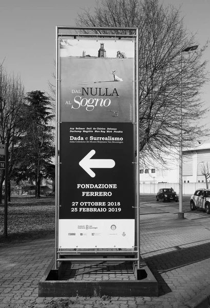 Fondazione Ferrero galería de arte en Alba en blanco y negro — Foto de Stock