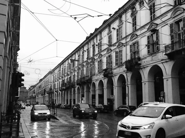 Via Po v Turíně v černé a bílé — Stock fotografie